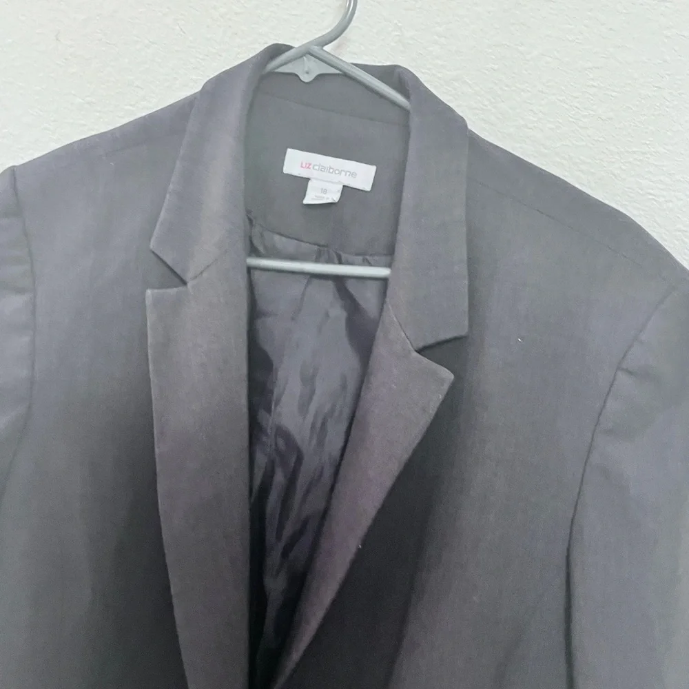 Liz Claiborne Style: Women’s Charcoal Gray Blazer Size 18